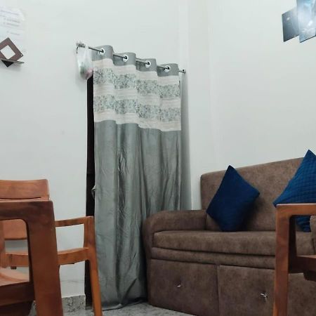 Shree K.B Guest House Βαρανάσι Εξωτερικό φωτογραφία
