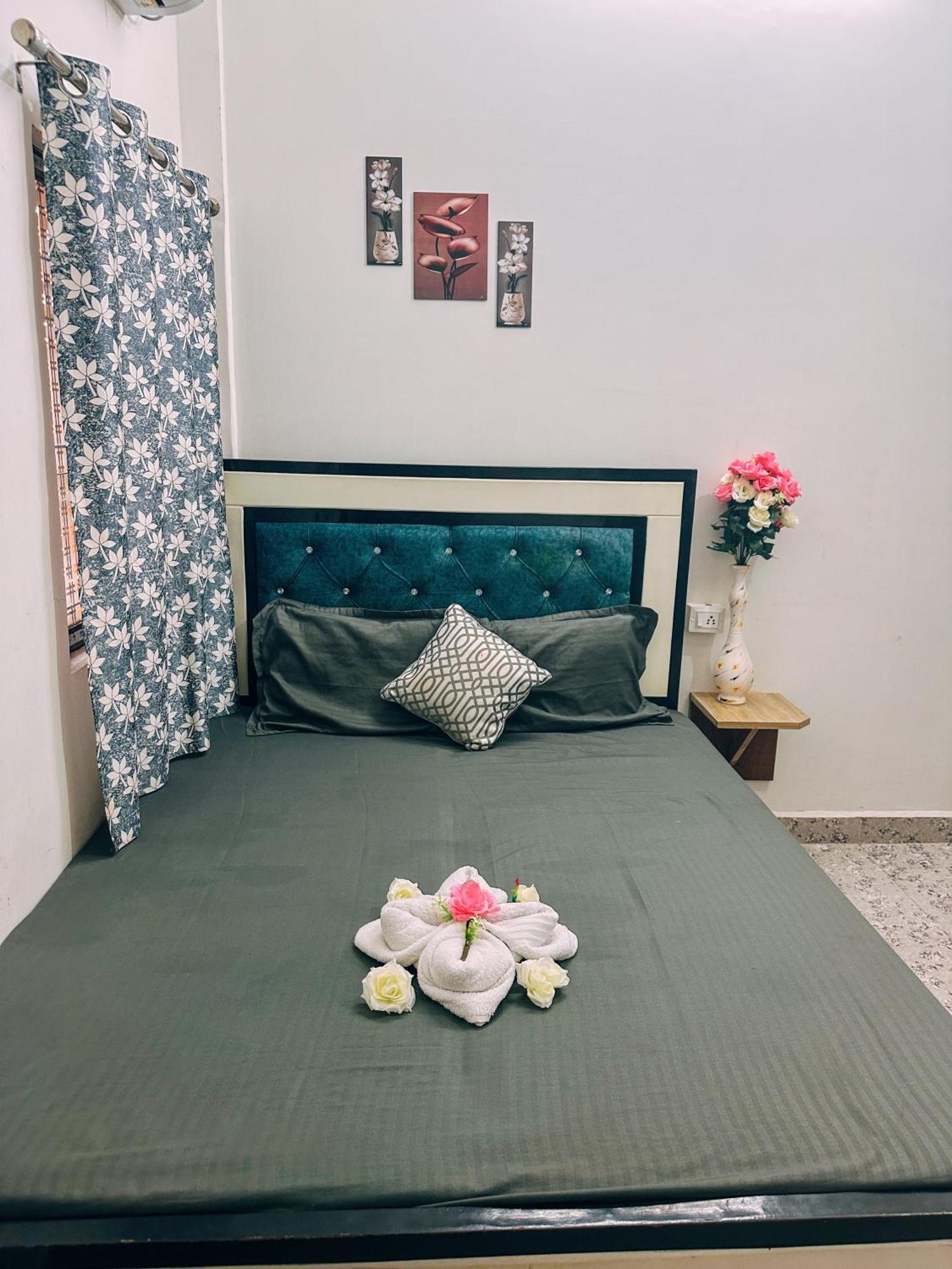 Shree K.B Guest House Βαρανάσι Εξωτερικό φωτογραφία