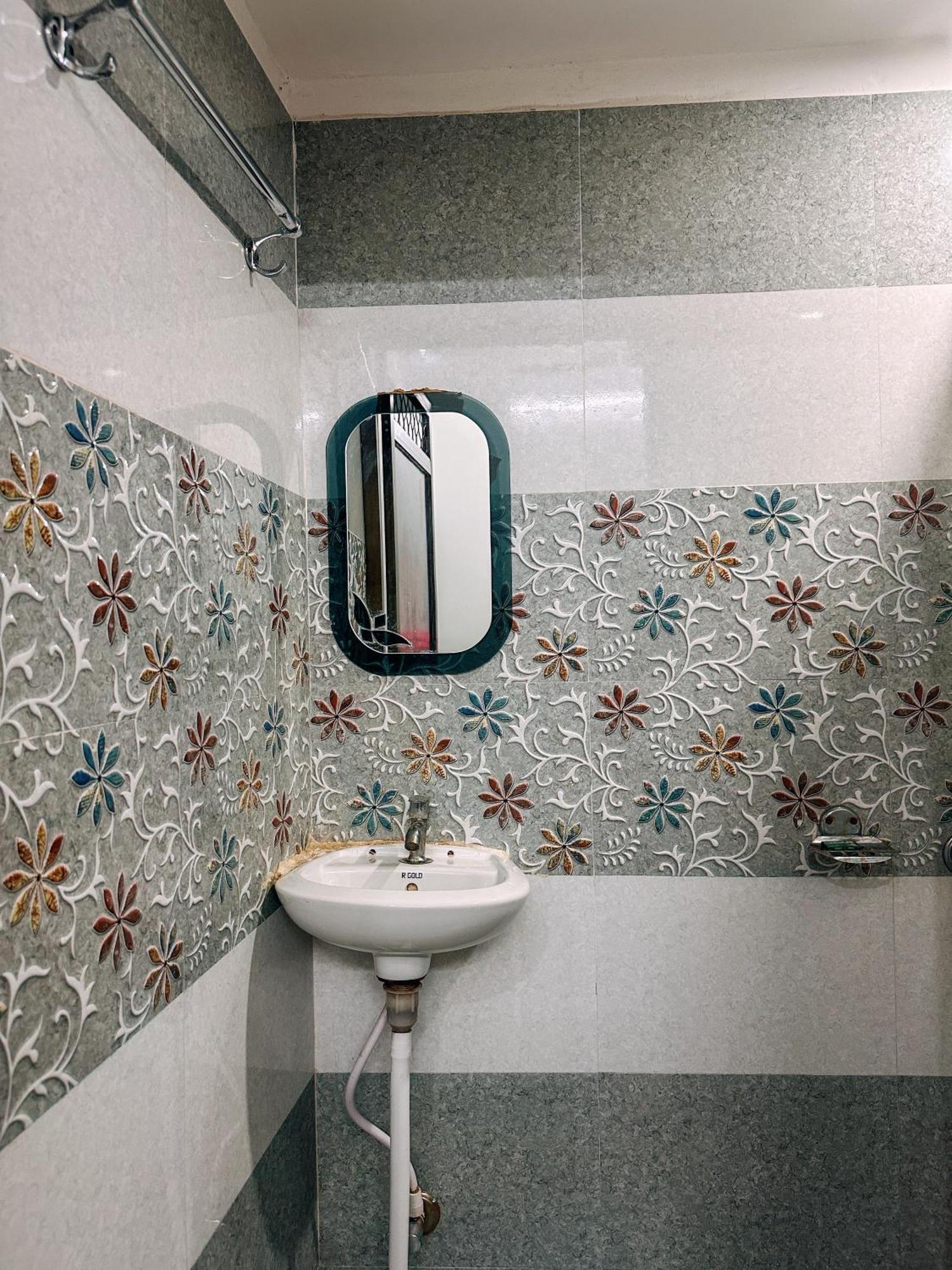 Shree K.B Guest House Βαρανάσι Εξωτερικό φωτογραφία