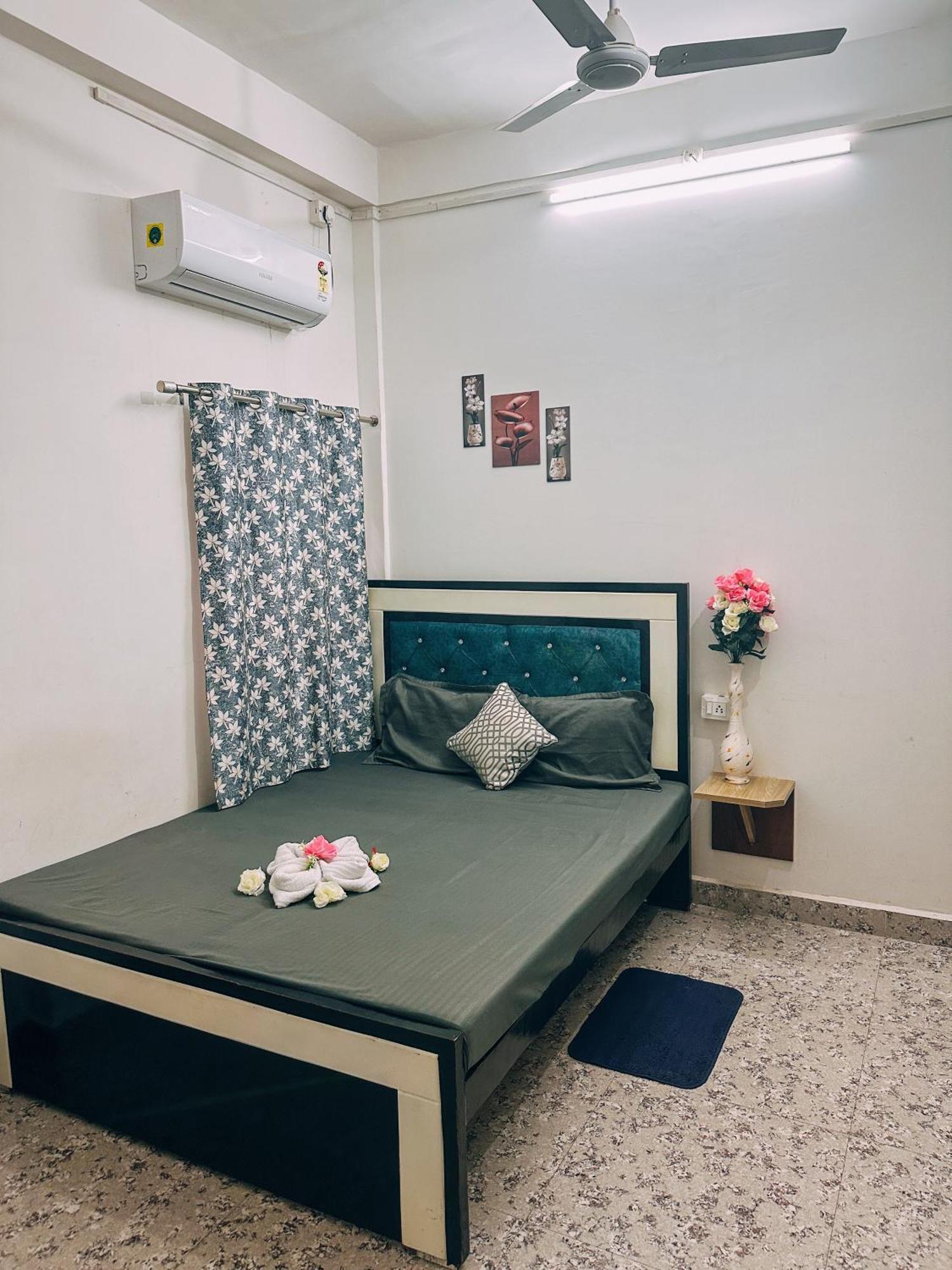 Shree K.B Guest House Βαρανάσι Εξωτερικό φωτογραφία