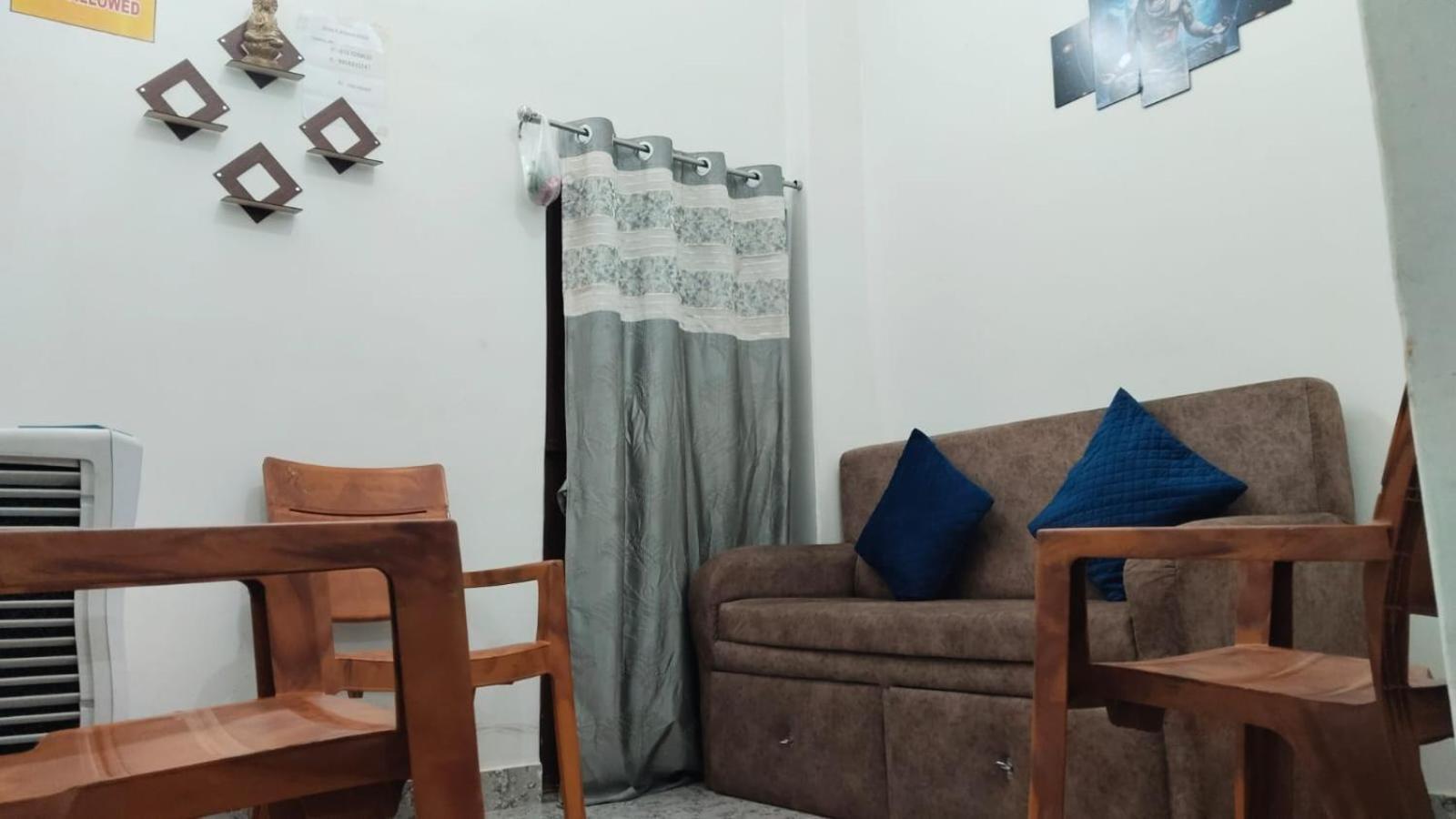 Shree K.B Guest House Βαρανάσι Εξωτερικό φωτογραφία